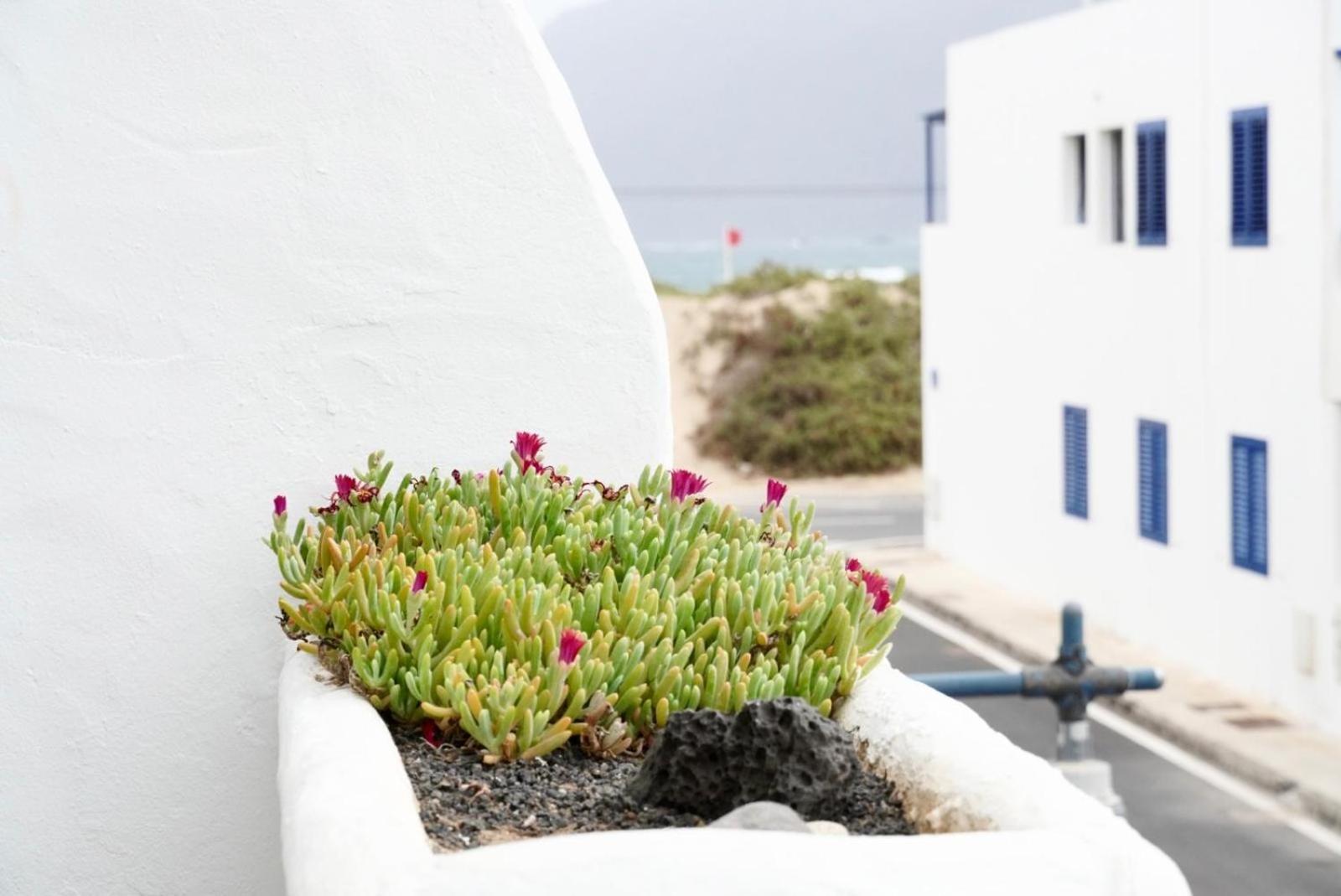 Apartamento Famara 4 Exteriör bild